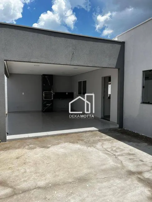 Foto 2 de Casa com 3 quartos à venda, 250m2 em São Jorge, Uberlandia - MG