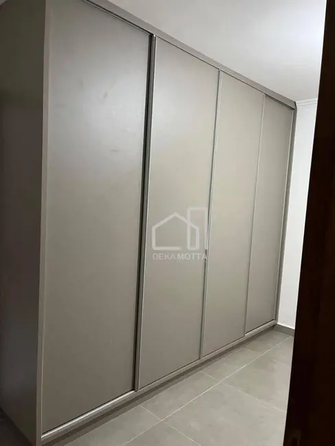 Foto 5 de Casa com 3 quartos à venda, 250m2 em Cidade Jardim, Uberlandia - MG