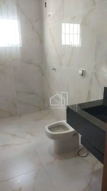 Foto 4 de Casa com 3 quartos à venda, 250m2 em Cidade Jardim, Uberlandia - MG