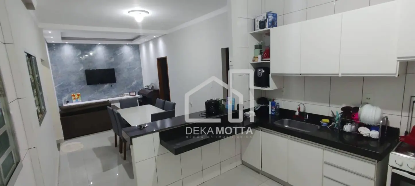 Foto 8 de Casa com 3 quartos à venda em Uberlandia - MG