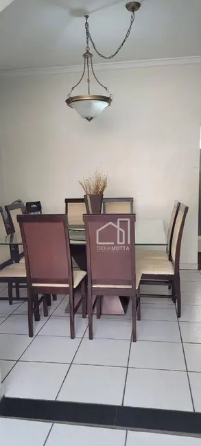 Foto 5 de Casa com 3 quartos à venda, 375m2 em Umuarama, Uberlandia - MG