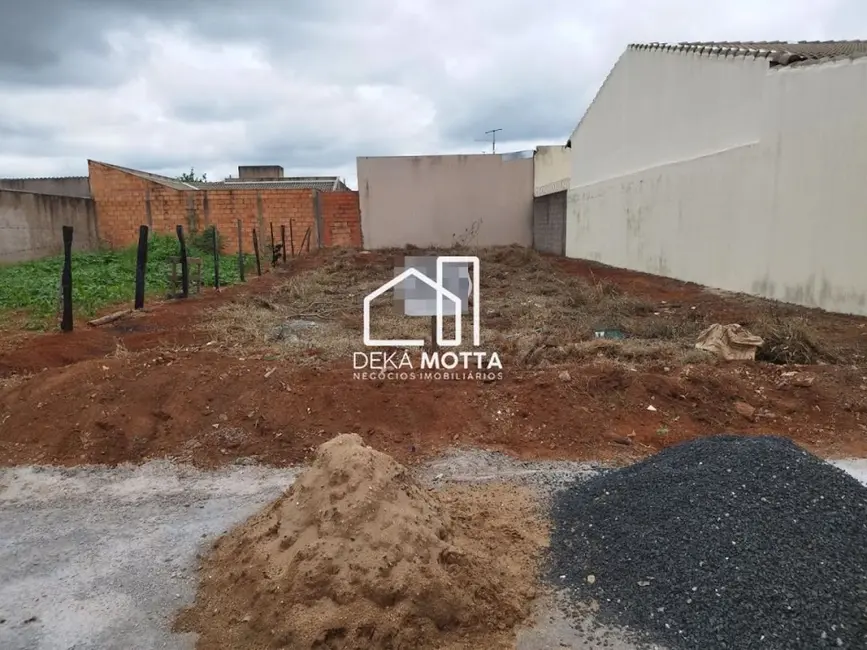 Foto 2 de Terreno / Lote à venda, 262m2 em Jardim Sucupira, Uberlandia - MG