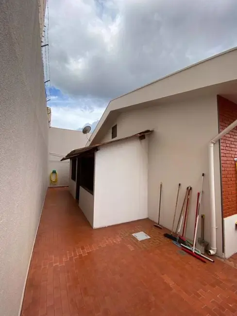 Foto 7 de Casa com 3 quartos à venda, 346m2 em Cazeca, Uberlandia - MG