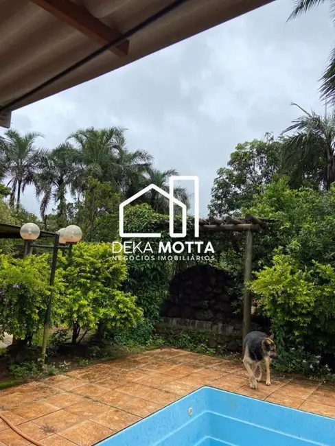 Chácara com 2 quartos à venda, 2000m2 em Uberlandia - MG - imagem 6 Foto 6 de Chácara com 2 quartos à venda, 2000m2 em Uberlandia - MG