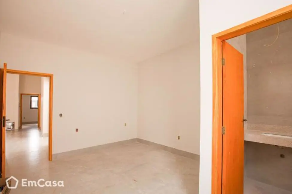 Casa com 3 quartos à venda, 150m2 em Novo Mundo, Uberlandia - MG - imagem 5 Foto 5 de Casa com 3 quartos à venda, 150m2 em Novo Mundo, Uberlandia - MG
