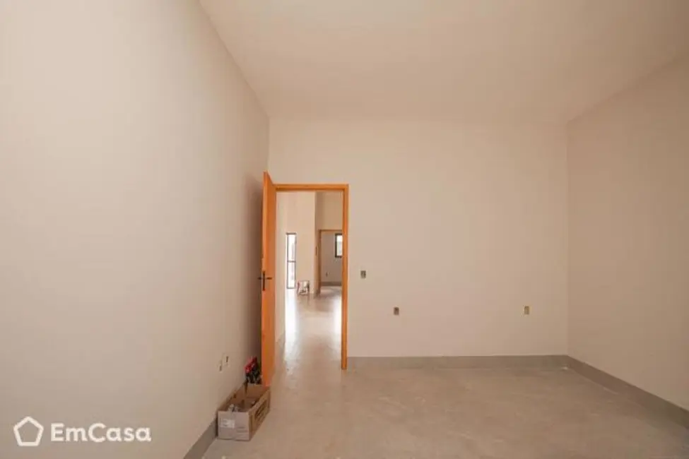 Casa com 3 quartos à venda, 150m2 em Novo Mundo, Uberlandia - MG - imagem 7 Foto 7 de Casa com 3 quartos à venda, 150m2 em Novo Mundo, Uberlandia - MG