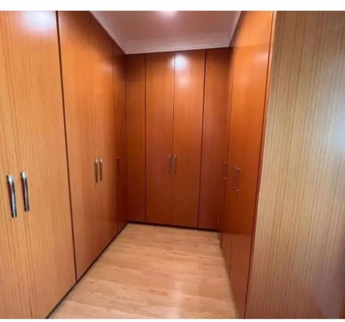 Sobrado com 5 quartos à venda, 510m2 em Tibery, Uberlandia - MG - imagem 8 Foto 8 de Sobrado com 5 quartos à venda, 510m2 em Tibery, Uberlandia - MG