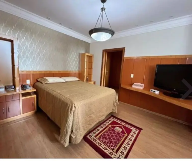 Sobrado com 5 quartos à venda, 510m2 em Tibery, Uberlandia - MG - imagem 5 Foto 5 de Sobrado com 5 quartos à venda, 510m2 em Tibery, Uberlandia - MG