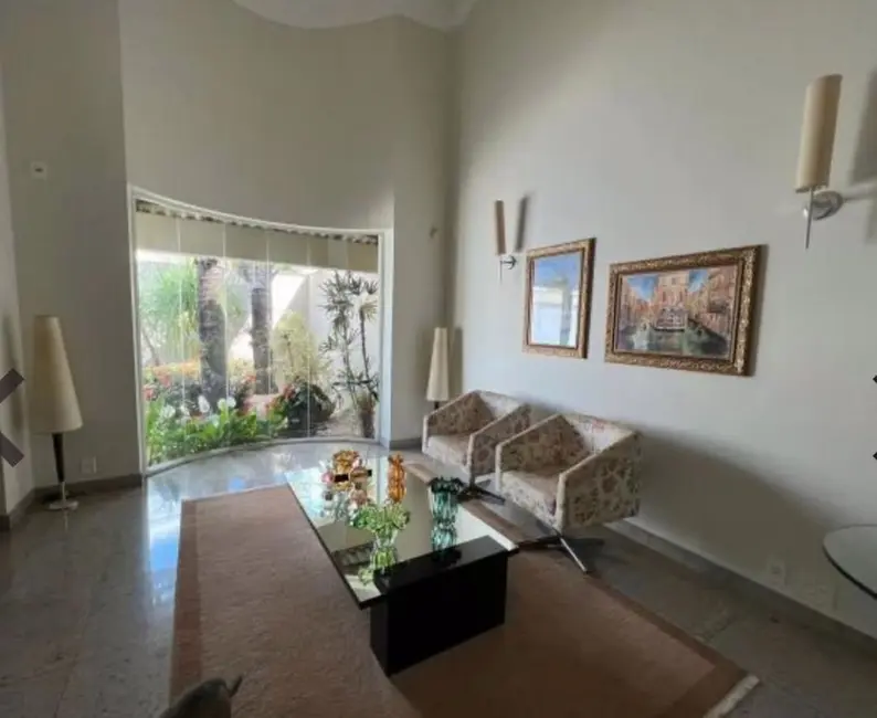 Sobrado com 5 quartos à venda, 510m2 em Tibery, Uberlandia - MG - imagem 6 Foto 6 de Sobrado com 5 quartos à venda, 510m2 em Tibery, Uberlandia - MG