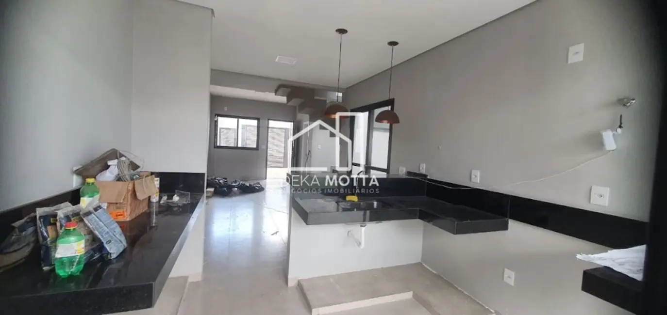 Sobrado com 3 quartos à venda, 130m2 em Bosque dos Buritis, Uberlandia - MG - imagem 3 Foto 3 de Sobrado com 3 quartos à venda, 130m2 em Bosque dos Buritis, Uberlandia - MG