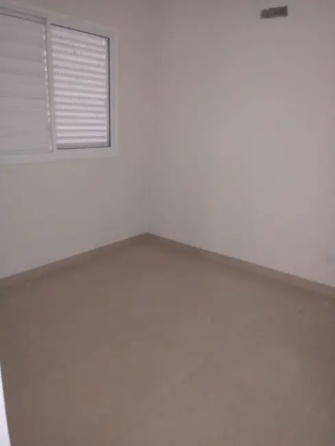 Foto 9 de Sobrado com 3 quartos à venda, 94m2 em Novo Mundo, Uberlandia - MG