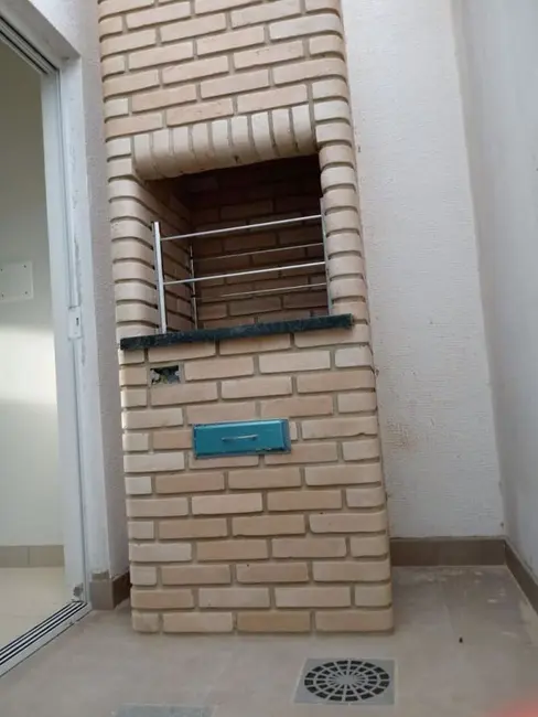 Foto 6 de Sobrado com 3 quartos à venda, 94m2 em Novo Mundo, Uberlandia - MG