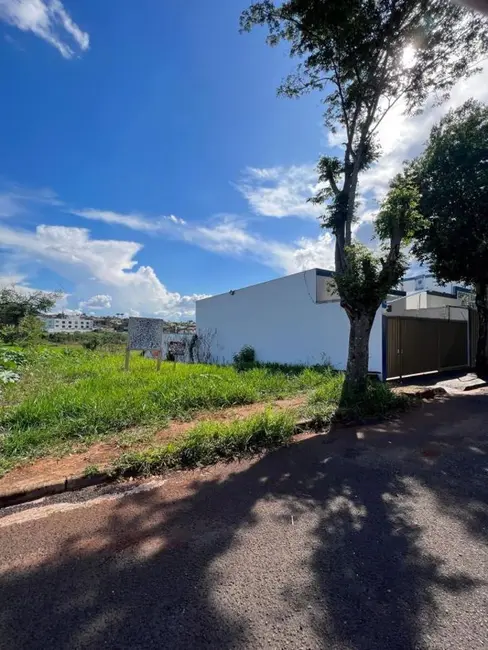 Terreno / Lote à venda, 300m2 em Vigilato Pereira, Uberlandia - MG - imagem 4 Foto 4 de Terreno / Lote à venda, 300m2 em Vigilato Pereira, Uberlandia - MG