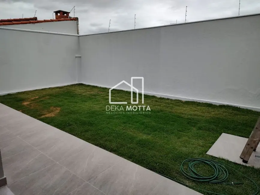 Foto 5 de Casa com 4 quartos à venda, 350m2 em Cidade Jardim, Uberlandia - MG