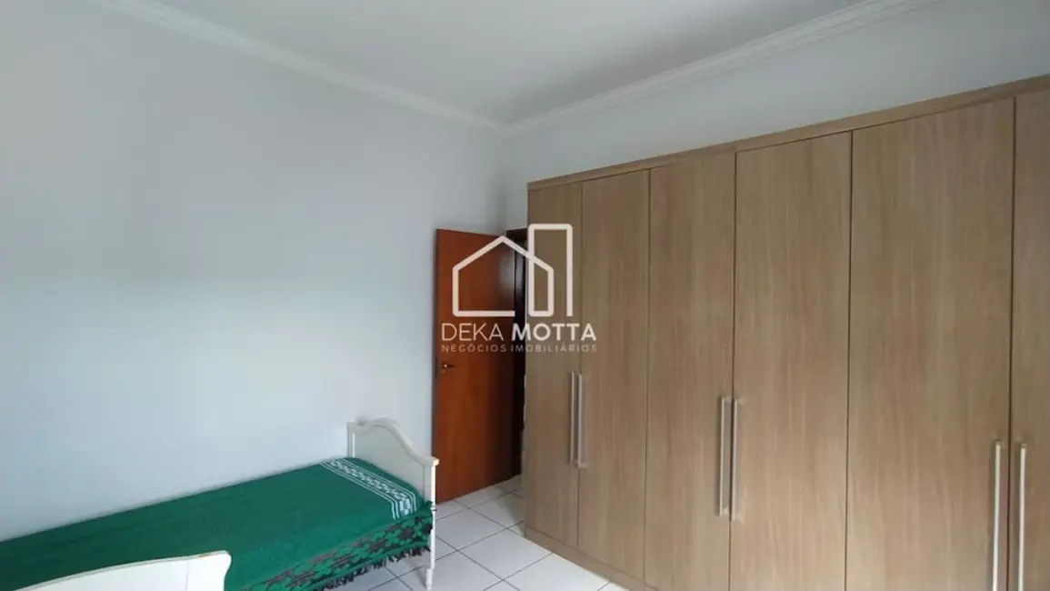 Foto 9 de Casa com 3 quartos à venda, 432m2 em Cidade Jardim, Uberlandia - MG