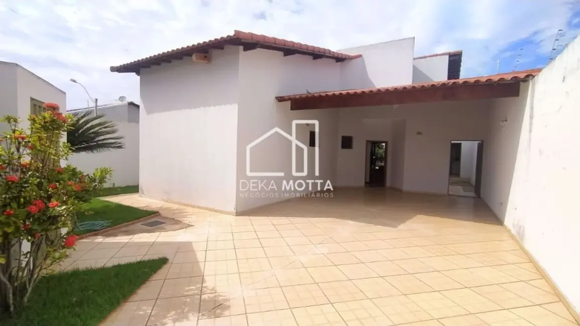Foto 8 de Casa com 3 quartos à venda, 432m2 em Cidade Jardim, Uberlandia - MG
