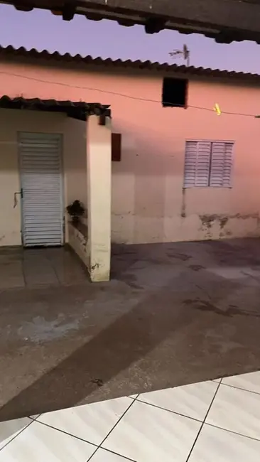 Foto 9 de Casa com 2 quartos à venda, 250m2 em Jardim Canaã, Uberlandia - MG