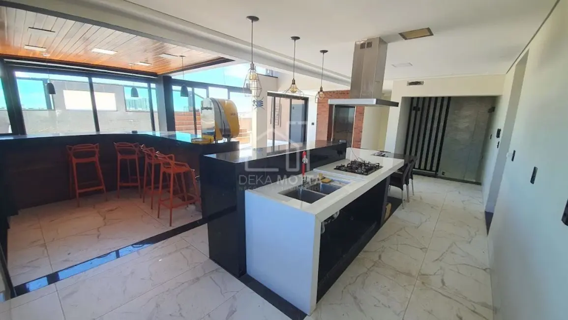 Foto 4 de Cobertura com 3 quartos à venda em Novo Mundo, Uberlandia - MG