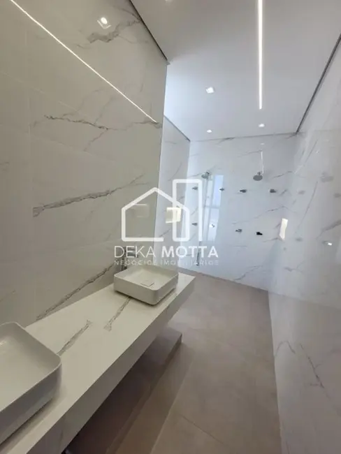 Casa com 3 quartos à venda, 297m2 em Grand Ville, Uberlandia - MG - imagem 8 Foto 8 de Casa com 3 quartos à venda, 297m2 em Grand Ville, Uberlandia - MG