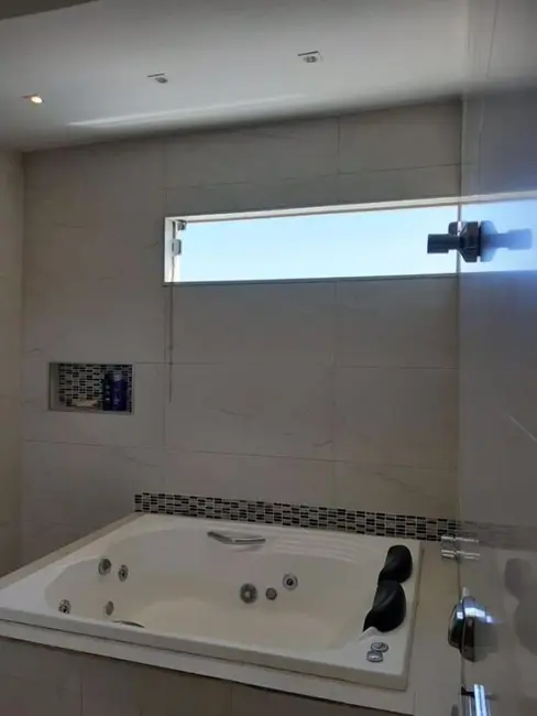 Foto 7 de Casa com 3 quartos à venda, 420m2 em Uberlandia - MG