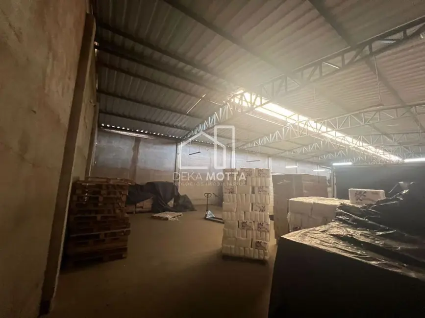 Foto 6 de Armazém / Galpão para alugar, 500m2 em Marta Helena, Uberlandia - MG