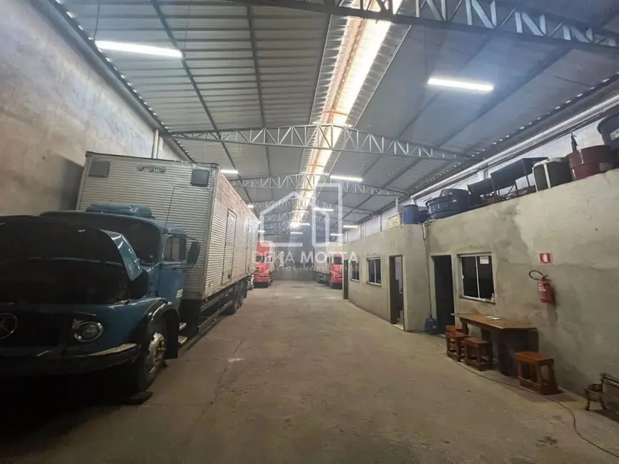 Foto 16 de Armazém / Galpão para alugar, 500m2 em Marta Helena, Uberlandia - MG