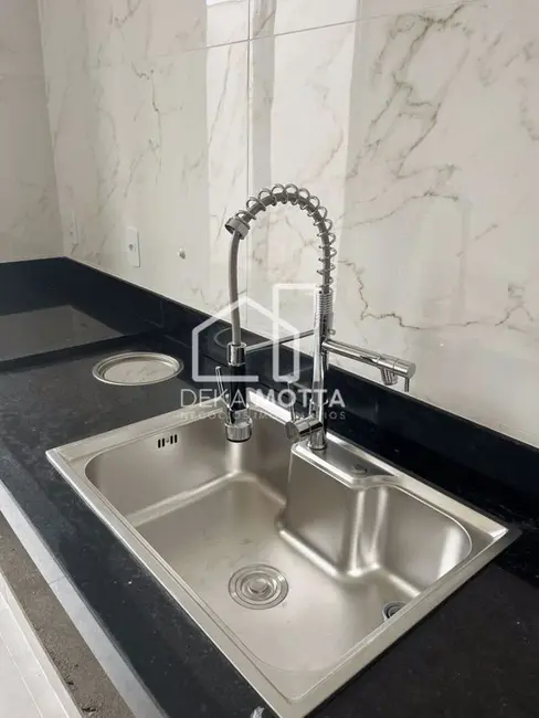 Foto 6 de Casa com 3 quartos à venda, 150m2 em Novo Mundo, Uberlandia - MG