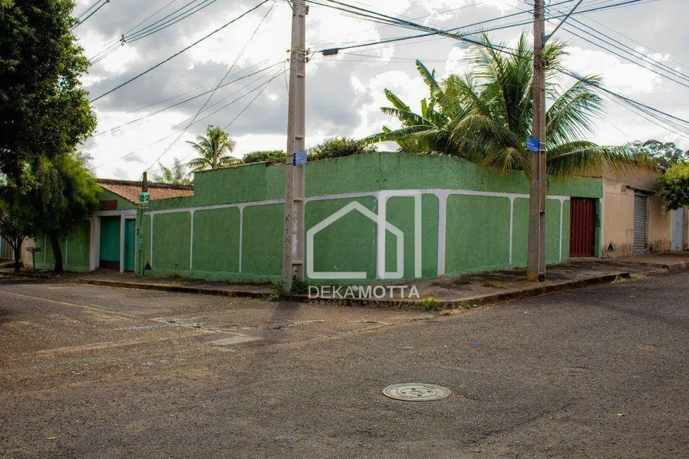 Foto 1 de Casa com 2 quartos à venda, 350m2 em Nossa Senhora das Graças, Uberlandia - MG