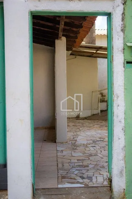 Foto 2 de Casa com 2 quartos à venda, 350m2 em Nossa Senhora das Graças, Uberlandia - MG