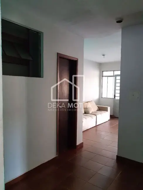 Sobrado com 5 quartos à venda, 200m2 em Nossa Senhora das Graças, Uberlandia - MG - imagem 8 Foto 8 de Sobrado com 5 quartos à venda, 200m2 em Nossa Senhora das Graças, Uberlandia - MG