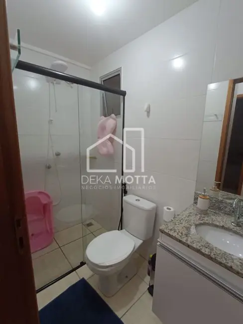 Foto 5 de Apartamento com 2 quartos à venda, 56m2 em Presidente Roosevelt, Uberlandia - MG