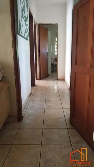 Foto 3 de Casa com 3 quartos à venda, 200m2 em Jaraguá, Uberlandia - MG