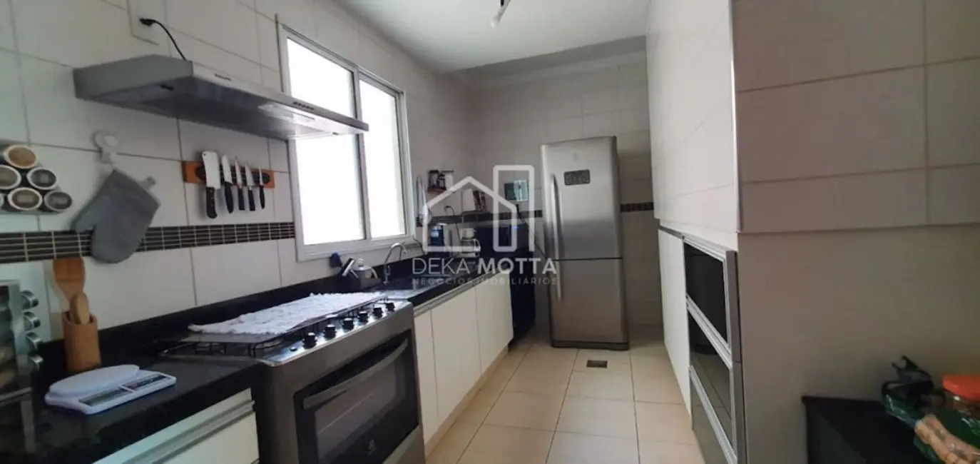 Cobertura com 4 quartos à venda, 216m2 em Santa Mônica, Uberlandia - MG - imagem 8 Foto 8 de Cobertura com 4 quartos à venda, 216m2 em Santa Mônica, Uberlandia - MG