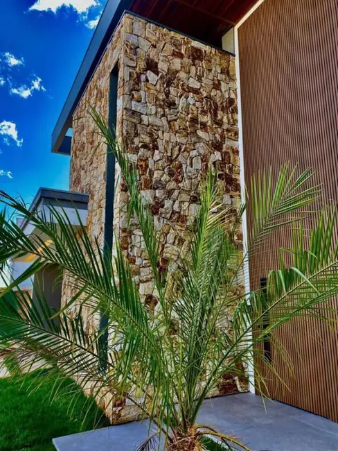 Foto 7 de Casa com 4 quartos à venda, 466m2 em Jardim Sul, Uberlandia - MG