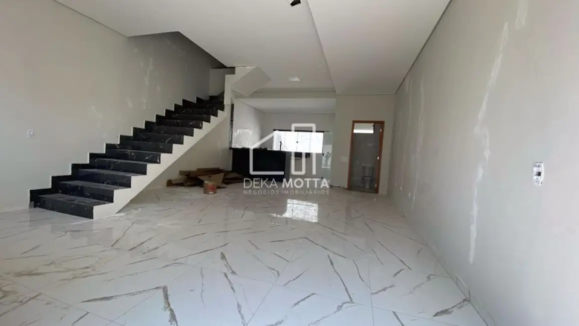 Sobrado com 3 quartos à venda, 120m2 em Jardim Europa, Uberlandia - MG - imagem 4 Foto 4 de Sobrado com 3 quartos à venda, 120m2 em Jardim Europa, Uberlandia - MG