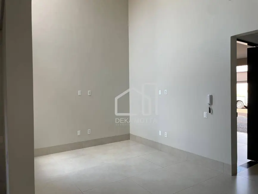 Sobrado com 3 quartos à venda, 175m2 em Grand Ville, Uberlandia - MG - imagem 8 Foto 8 de Sobrado com 3 quartos à venda, 175m2 em Grand Ville, Uberlandia - MG