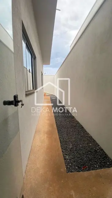 Casa com 2 quartos à venda, 125m2 em Jardim Ipanema, Uberlandia - MG - imagem 4 Foto 4 de Casa com 2 quartos à venda, 125m2 em Jardim Ipanema, Uberlandia - MG