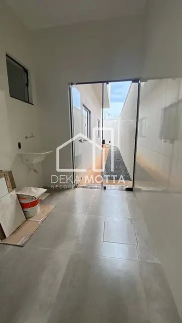 Casa com 2 quartos à venda, 125m2 em Jardim Ipanema, Uberlandia - MG - imagem 3 Foto 3 de Casa com 2 quartos à venda, 125m2 em Jardim Ipanema, Uberlandia - MG