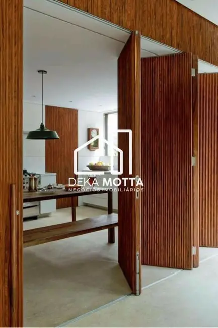 Foto 2 de Casa com 3 quartos à venda, 499m2 em Granja Marileusa, Uberlandia - MG