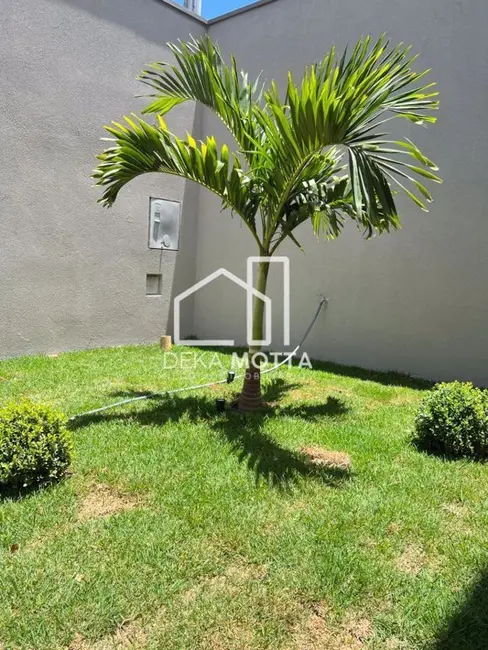 Casa com 3 quartos à venda, 250m2 em Jardim Botânico, Uberlandia - MG - imagem 8 Foto 8 de Casa com 3 quartos à venda, 250m2 em Jardim Botânico, Uberlandia - MG