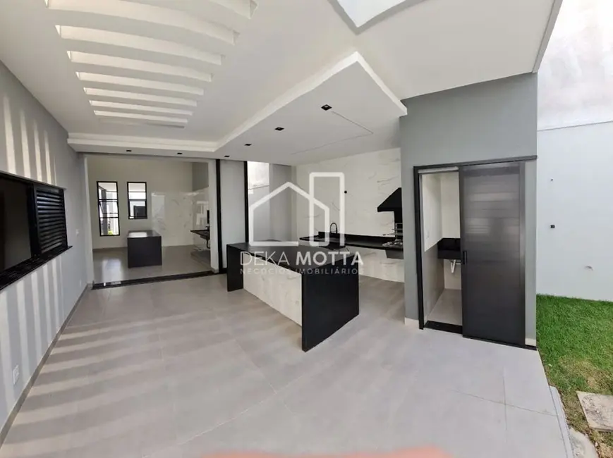 Foto 4 de Casa com 3 quartos à venda, 250m2 em Aclimação, Uberlandia - MG