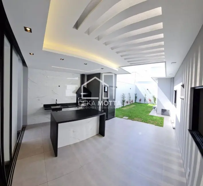 Foto 1 de Casa com 3 quartos à venda, 250m2 em Aclimação, Uberlandia - MG