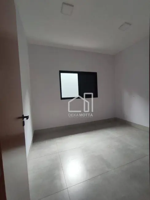 Foto 2 de Casa com 3 quartos à venda, 250m2 em Aclimação, Uberlandia - MG