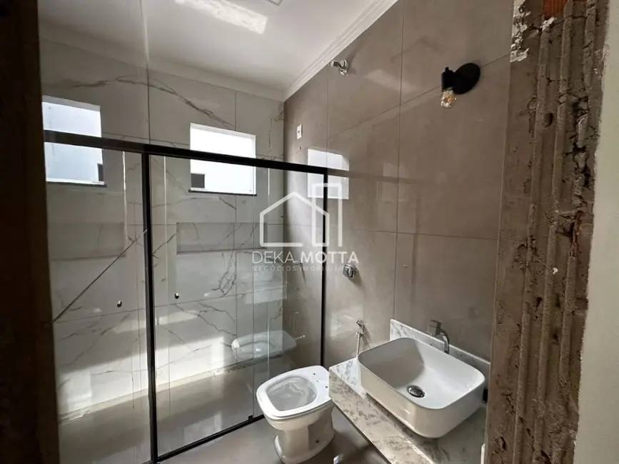 Sobrado com 3 quartos à venda, 260m2 em Aclimação, Uberlandia - MG - imagem 7 Foto 7 de Sobrado com 3 quartos à venda, 260m2 em Aclimação, Uberlandia - MG