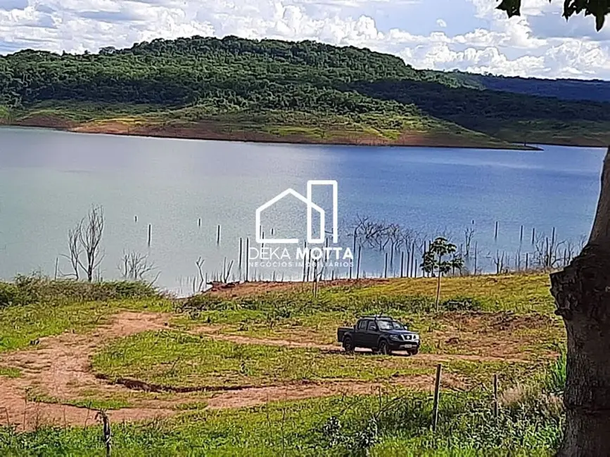 Chácara com 3 quartos à venda, 4000m2 em Nova Ponte - MG - imagem 3 Foto 3 de Chácara com 3 quartos à venda, 4000m2 em Nova Ponte - MG