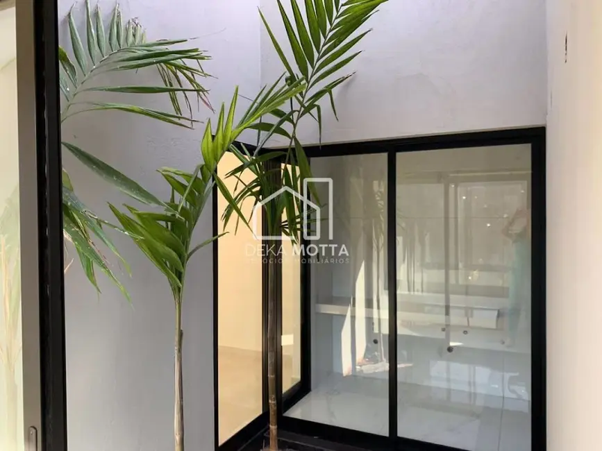 Foto 1 de Casa com 3 quartos à venda, 250m2 em Loteamento Portal do Vale II, Uberlandia - MG