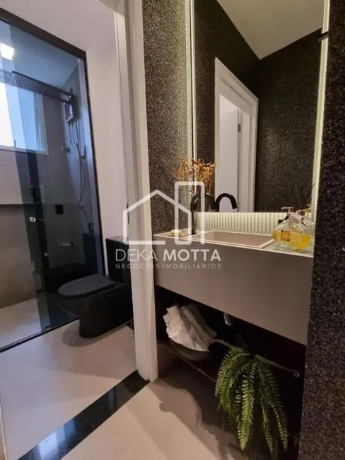 Apartamento com 3 quartos à venda, 126m2 em Santa Mônica, Uberlandia - MG - imagem 4 Foto 4 de Apartamento com 3 quartos à venda, 126m2 em Santa Mônica, Uberlandia - MG