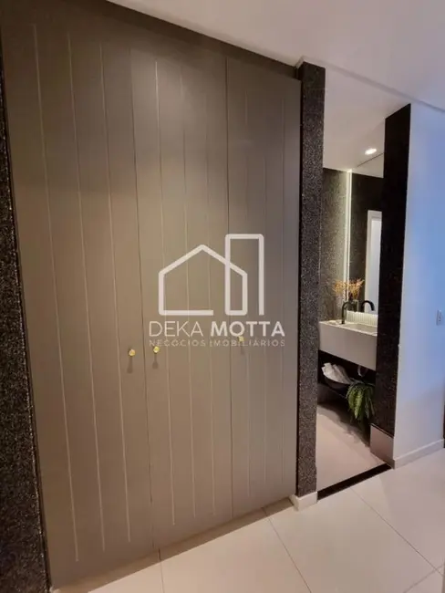 Apartamento com 3 quartos à venda, 126m2 em Santa Mônica, Uberlandia - MG - imagem 7 Foto 7 de Apartamento com 3 quartos à venda, 126m2 em Santa Mônica, Uberlandia - MG