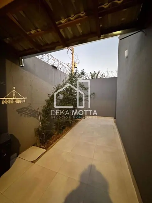 Foto 8 de Casa com 3 quartos à venda, 330m2 em Novo Mundo, Uberlandia - MG