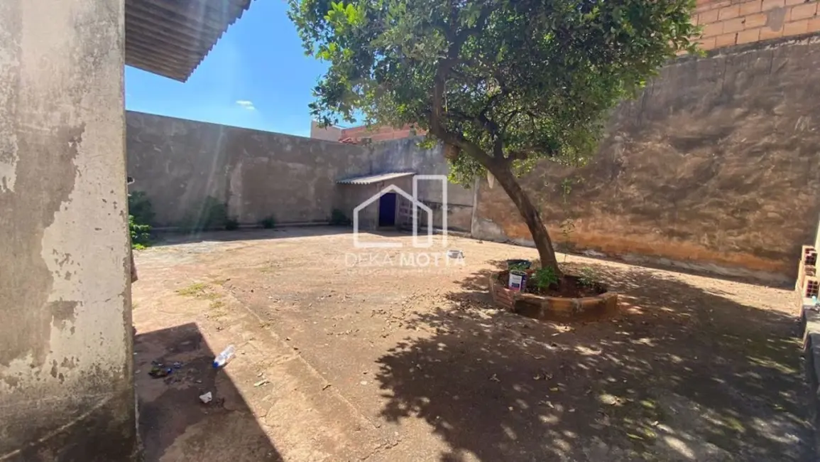 Foto 4 de Casa com 2 quartos à venda, 250m2 em São Jorge, Uberlandia - MG